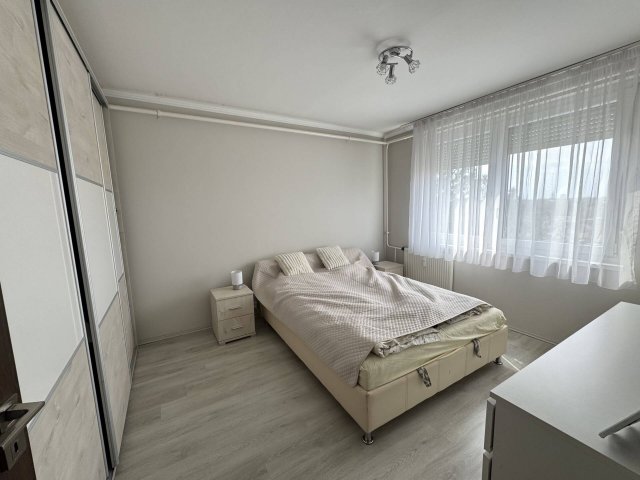 Eladó téglalakás, Nyíregyházán 47.999 M Ft, 2 szobás