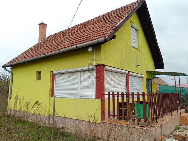 Eladó nyaraló, Dömsödön 27.9 M Ft, 2 szobás