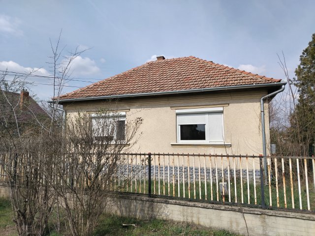 Eladó családi ház, Abonyban 36.9 M Ft, 3 szobás