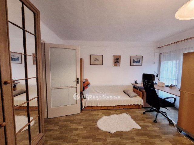 Eladó téglalakás, Tihanyban 152 M Ft, 1 szobás