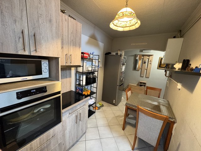 Eladó téglalakás, Nyergesújfaluban, Hullám utcában 38 M Ft