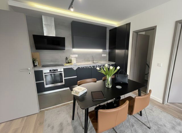 Eladó téglalakás, Budapesten, XII. kerületben 162 M Ft, 3 szobás