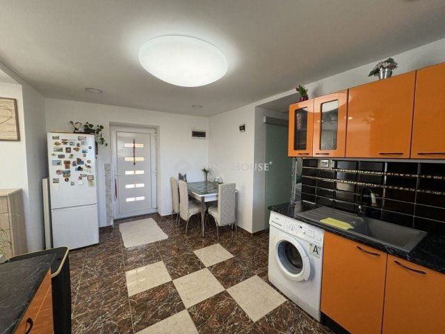 Eladó mezogazdasagi ingatlan, Dabason 47.5 M Ft, 3 szobás