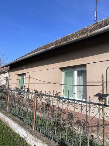 Eladó családi ház, Szolnokon 23.9 M Ft / költözzbe.hu