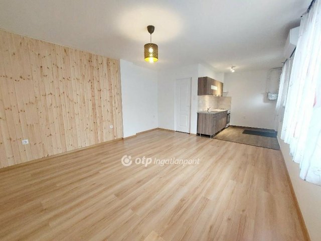 Kiadó téglalakás, albérlet, Budapesten, XIX. kerületben