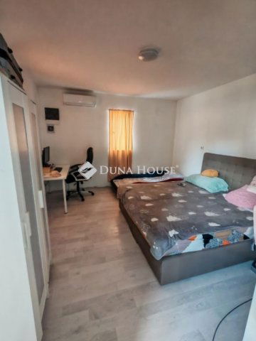 Eladó családi ház, Pilisen 24.199 M Ft, 3 szobás