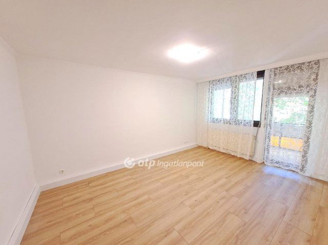 Eladó téglalakás, Kecskeméten 73.5 M Ft, 3 szobás