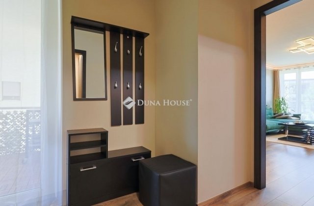 Eladó téglalakás, Budapesten, III. kerületben 121.99 M Ft