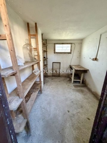 Eladó nyaraló, Fóton 33 M Ft, 2 szobás / költözzbe.hu