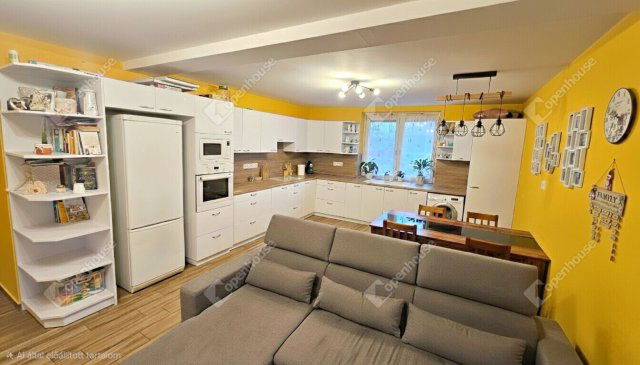 Eladó családi ház, Boldván 25.9 M Ft, 3 szobás