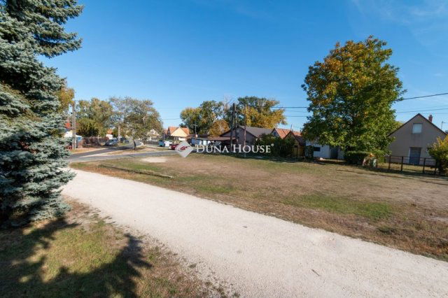 Eladó telek, Szigetcsépen 12.5 M Ft / költözzbe.hu