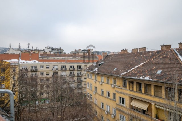 Eladó téglalakás, Budapesten, XII. kerületben 85 M Ft, 1 szobás