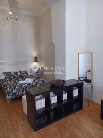 Eladó téglalakás, Budapesten, VI. kerületben 146.3 M Ft