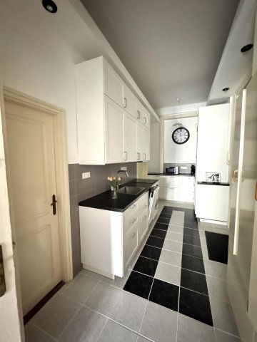 Kiadó téglalakás, albérlet, VII. kerületben, Cserhát utcában