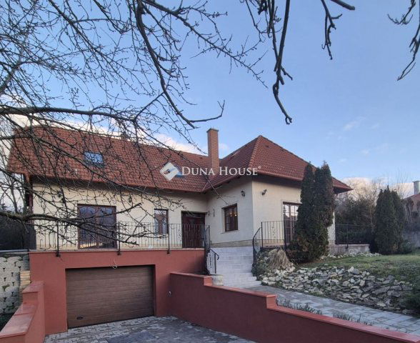 Eladó családi ház, Ürömön 229 M Ft, 5 szobás