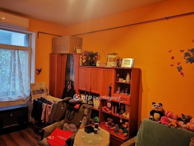 Eladó téglalakás, Budapesten, XIII. kerületben 49.99 M Ft