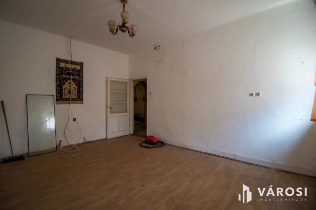 Eladó családi ház, Székesfehérvárott 39.9 M Ft, 3 szobás