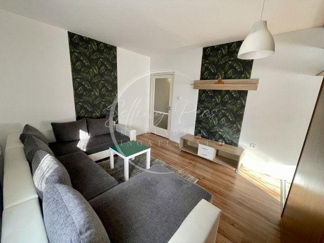 Eladó panellakás, Pécsett, Derék-réti úton 47.6 M Ft, 2 szobás