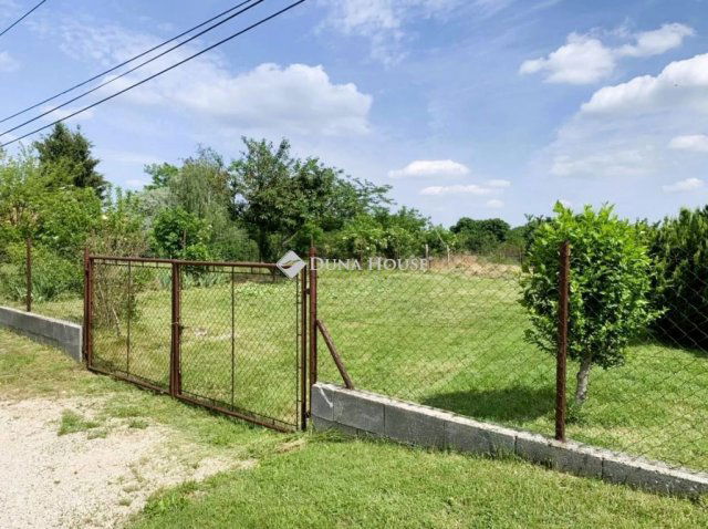Eladó telek, Pázmándon 31.4 M Ft / költözzbe.hu