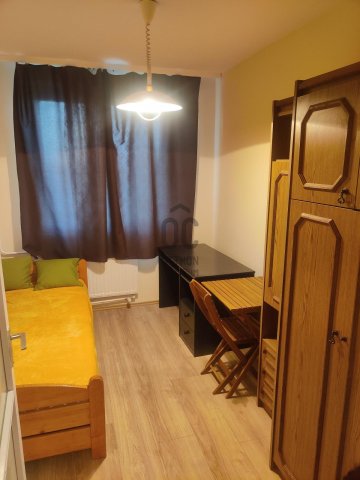 Kiadó panellakás, albérlet, Debrecenben 190 E Ft / hó, 2 szobás