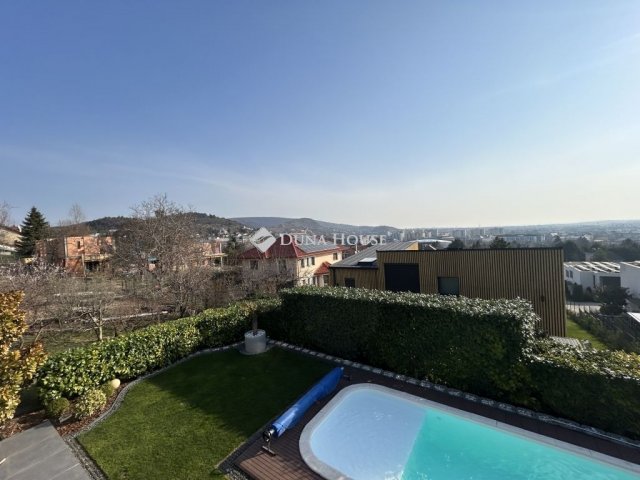 Eladó családi ház, Budaörsön 398.7 M Ft, 5 szobás