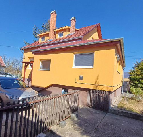 Eladó családi ház, Pilisvörösváron 107 M Ft, 3+2 szobás