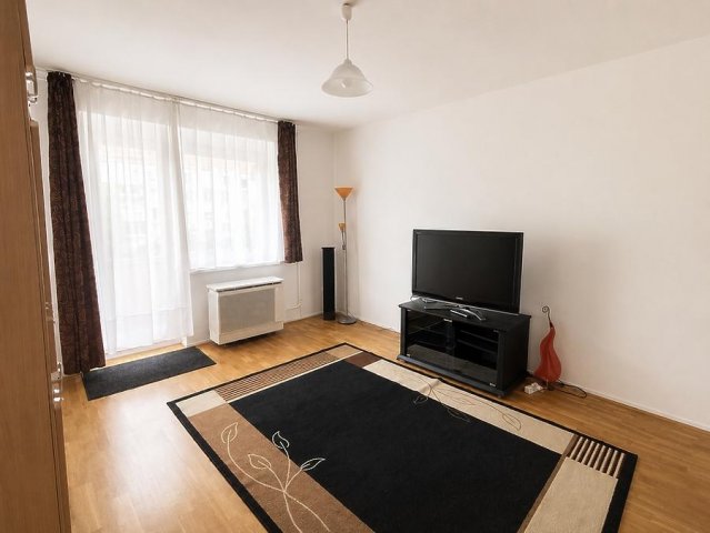 Kiadó téglalakás, albérlet, IV. kerületben, Perényi Zsigmond utcában
