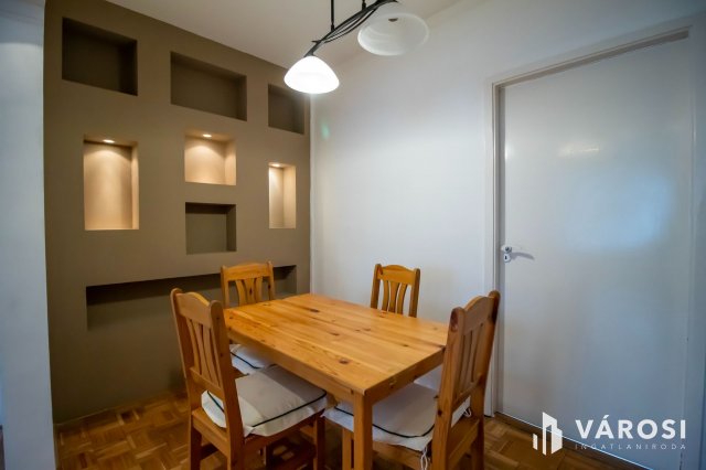 Eladó téglalakás, Székesfehérvárott 66.5 M Ft, 3 szobás