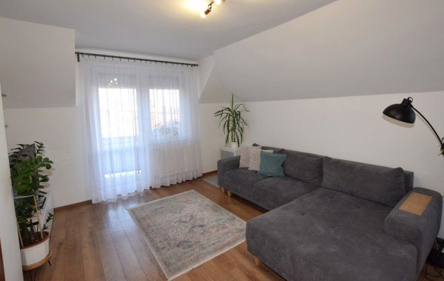 Eladó téglalakás, Debrecenben 84 M Ft, 3+1 szobás