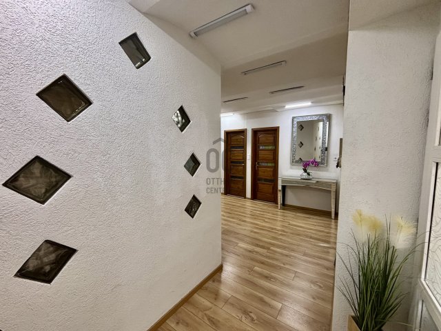 Eladó ipari ingatlan, Kecskeméten 105 M Ft / költözzbe.hu