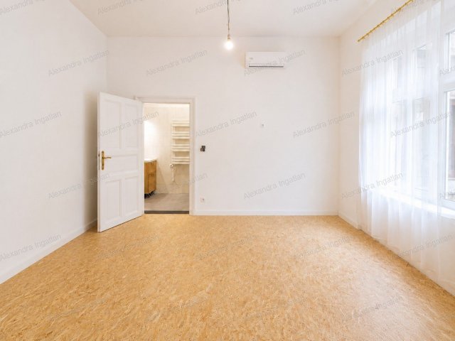 Eladó téglalakás, Budapesten, VI. kerületben, Dessewffy utcában