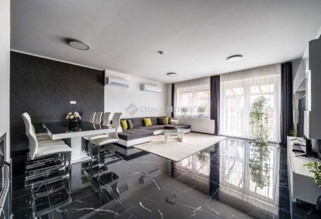 Eladó családi ház, Dabason 186 M Ft, 4 szobás