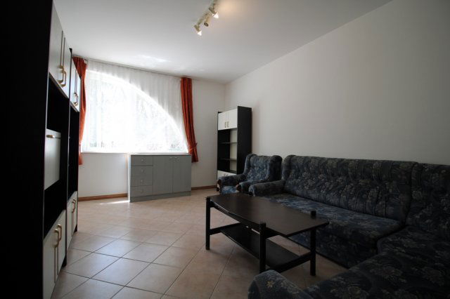 Kiadó téglalakás, albérlet, Pécsett 150 E Ft / hó, 2 szobás