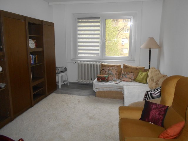 Eladó panellakás, Szegeden, Retek utcában 40.5 M Ft, 1+1 szobás