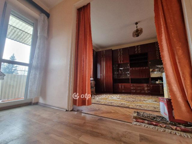 Eladó téglalakás, Bátonyterenyén 11 M Ft, 1+1 szobás