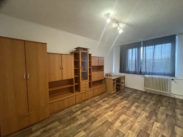 Kiadó téglalakás, albérlet, Miskolcon, Aba utcában, 2 szobás