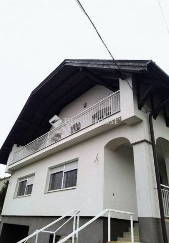 Eladó családi ház, Szigetszentmiklóson 399.9 M Ft, 6 szobás