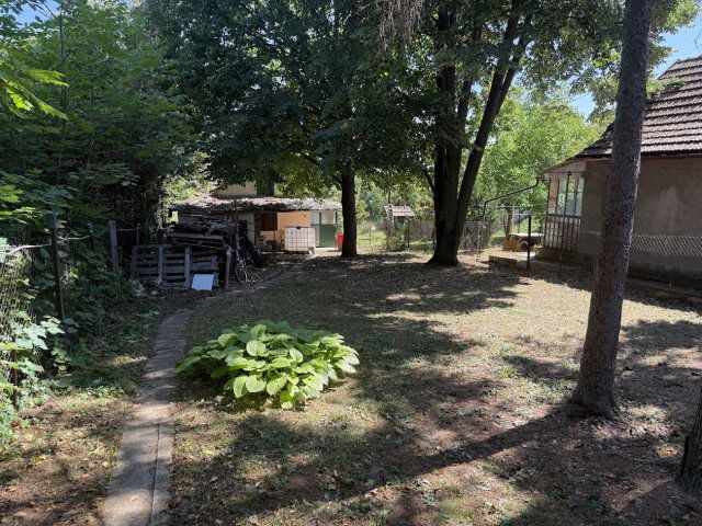 Eladó nyaraló, Alcsútdobozon 17 M Ft, 1 szobás