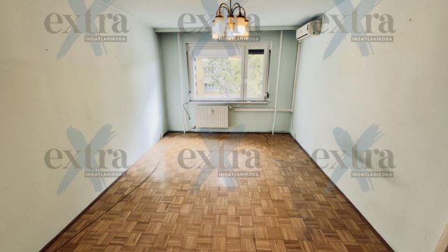 Eladó panellakás, Szegeden 42.99 M Ft, 2 szobás