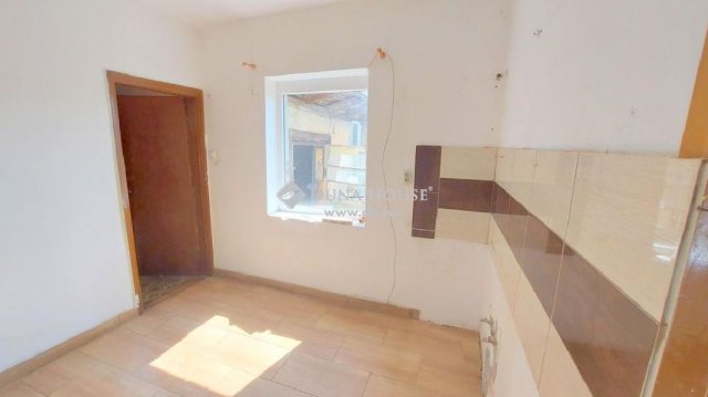 Eladó családi ház, Körmenden 22.9 M Ft, 2 szobás