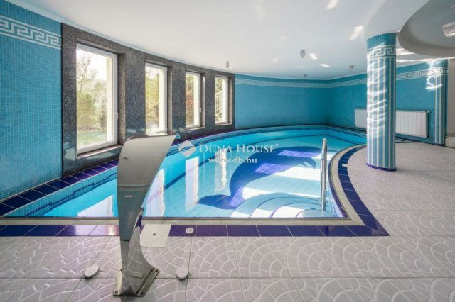 Eladó családi ház, Budapesten, II. kerületben 361.95 M Ft