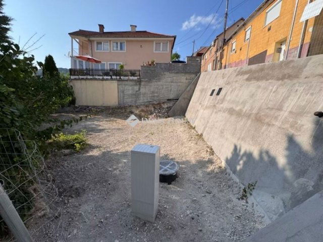 Eladó telek, Pécsett 23 M Ft / költözzbe.hu