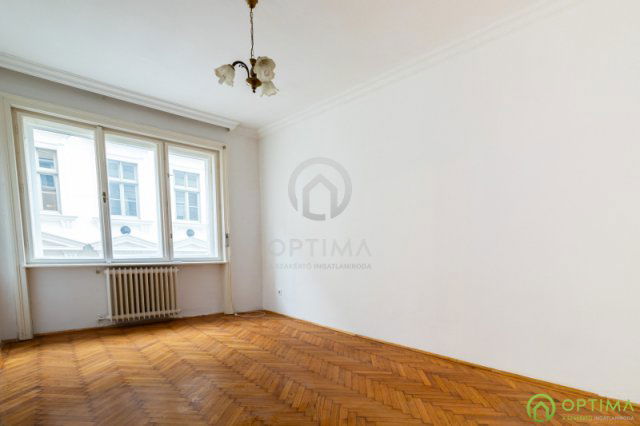 Eladó téglalakás, Budapesten, VII. kerületben, Dob utcában