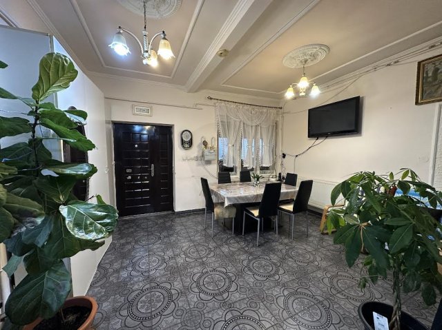 Eladó családi ház, Gödöllőn 109 M Ft, 5 szobás