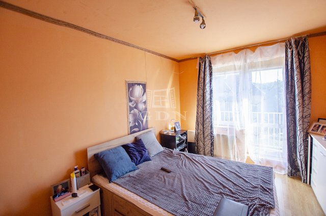 Eladó panellakás, Tökölön 42.9 M Ft, 2 szobás