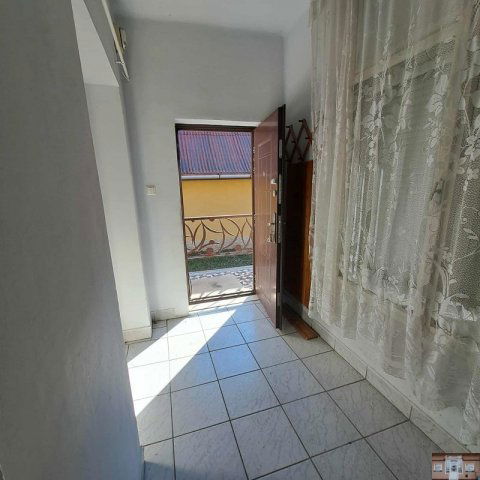 Eladó családi ház, Péterin 58.8 M Ft, 3 szobás