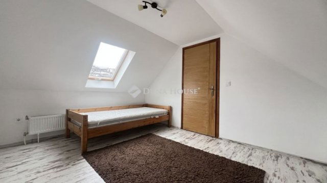 Eladó családi ház, Egerben 72.9 M Ft, 2+2 szobás