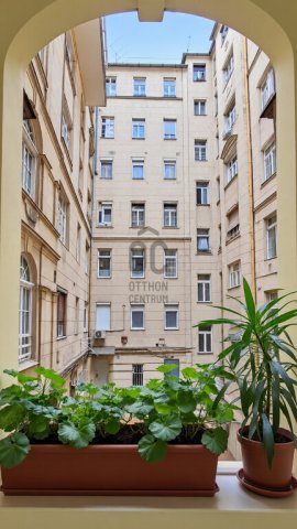 Eladó téglalakás, Budapesten, V. kerületben 83.9 M Ft, 2 szobás
