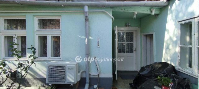 Eladó családi ház, Jászberényben 28 M Ft, 1+1 szobás