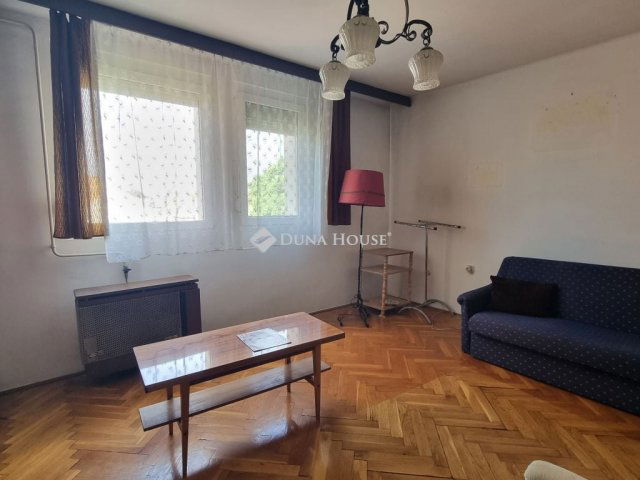 Eladó téglalakás, Keszthelyen, Kossuth Lajos utcában 45 M Ft